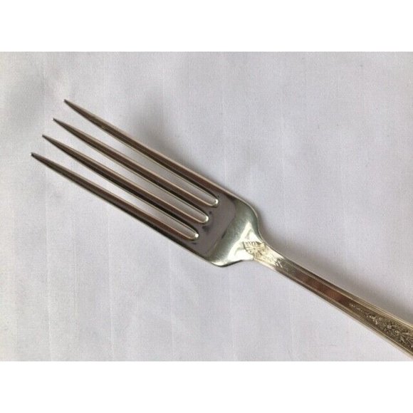 1847 ROGERS BROS INTL SILVERPLATE 7.5" DINNER FORK 1924 ANCESTRAL PATTERN  RARE - Picture 3 of 9